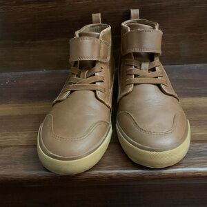 Wonder Nation Tan Kids Boots with Strap. Size 4